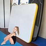 Alfombrilla de entrenamiento inflable con asa para habilidades acro y práctica de ruedas de carro