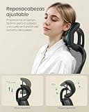 SONGMICS Silla de Oficina, Silla de Escritorio de Malla, Silla Giratoria Ergonómica, Soporte Lumbar, Oscilante, Asiento de 53 cm, Apoyabrazos Abatibles, Reposacabezas, Negro Tinta OBN047B01